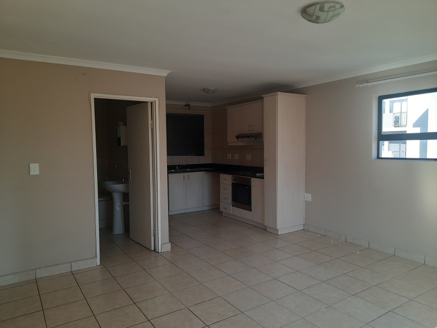 To Let 2 Bedroom Property for Rent in Burgundy Estate Western Cape